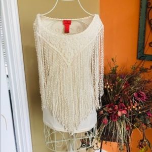 V Cristina Fringe tank